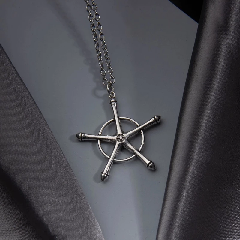 Detalhe do pingente do Colar Ishida Uryu